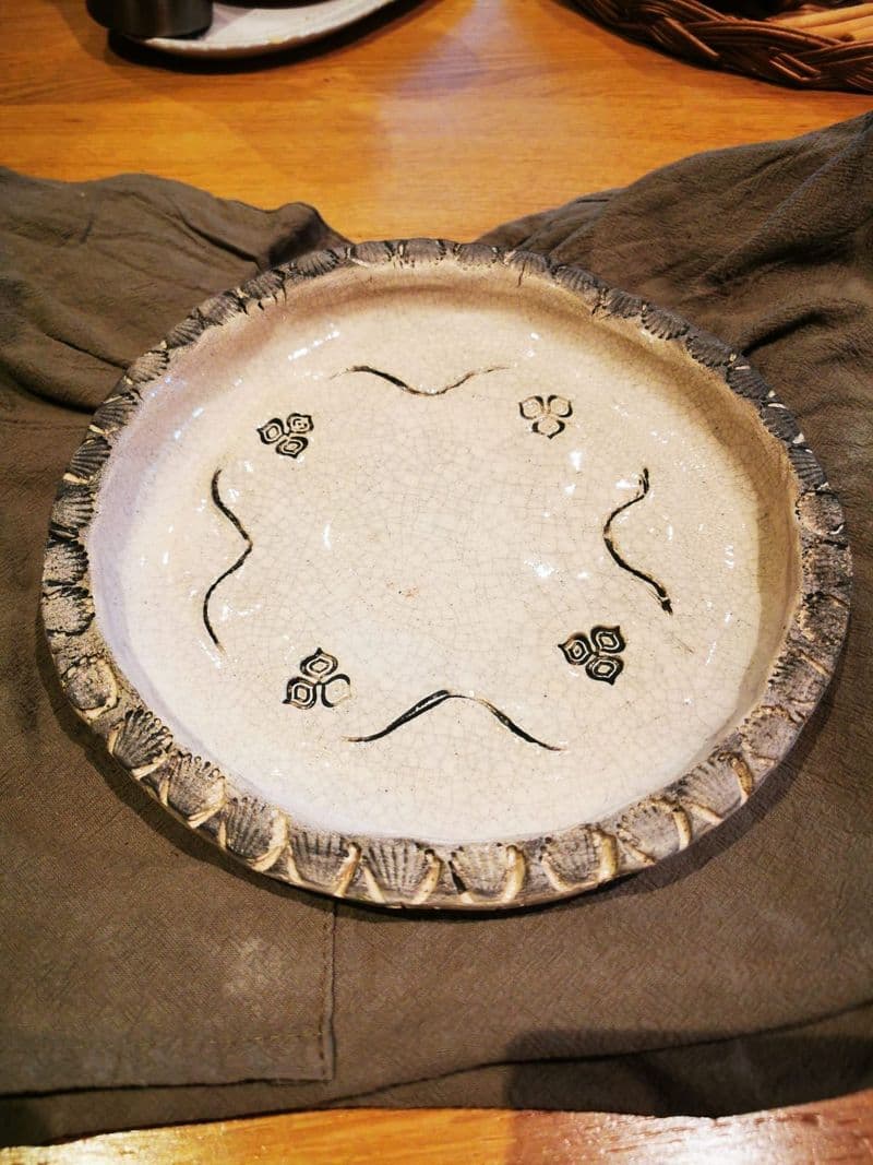 Poterie reprise 2026 plat craquele