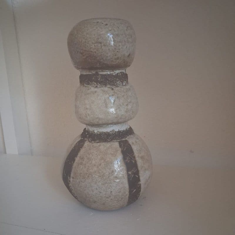 Poterie reprise 2026 vase totem